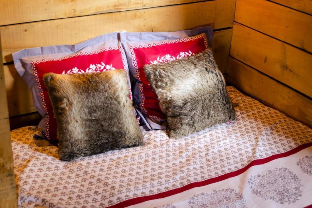 La Cabane Du Cerf Et Son Sauna Attre Екстер'єр фото